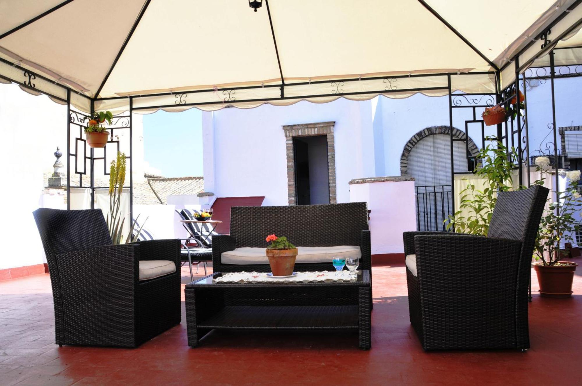 Pension La Montorena Севилья Экстерьер фото