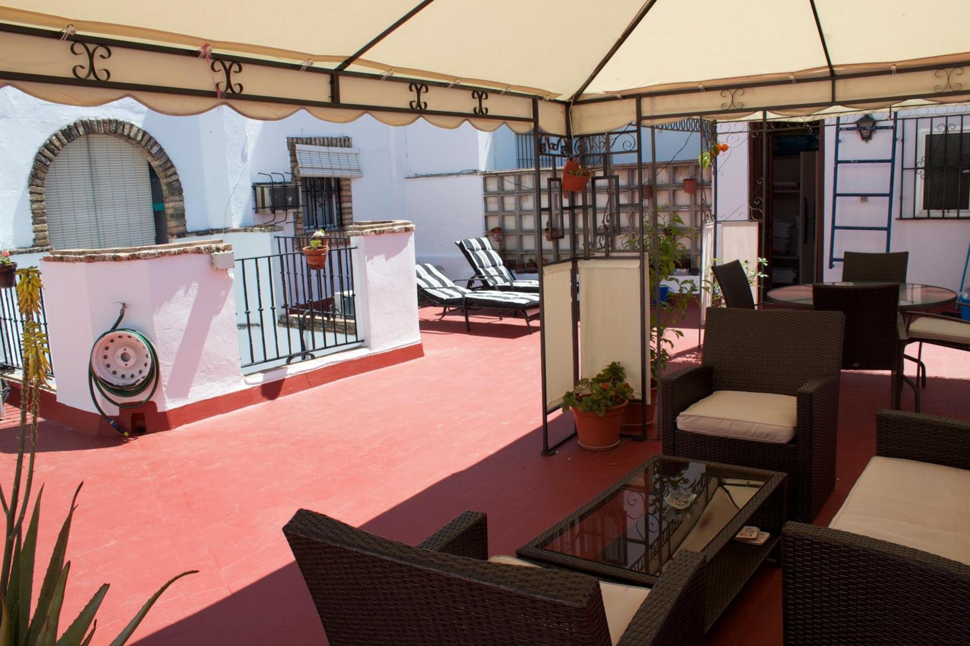 Pension La Montorena Севилья Экстерьер фото