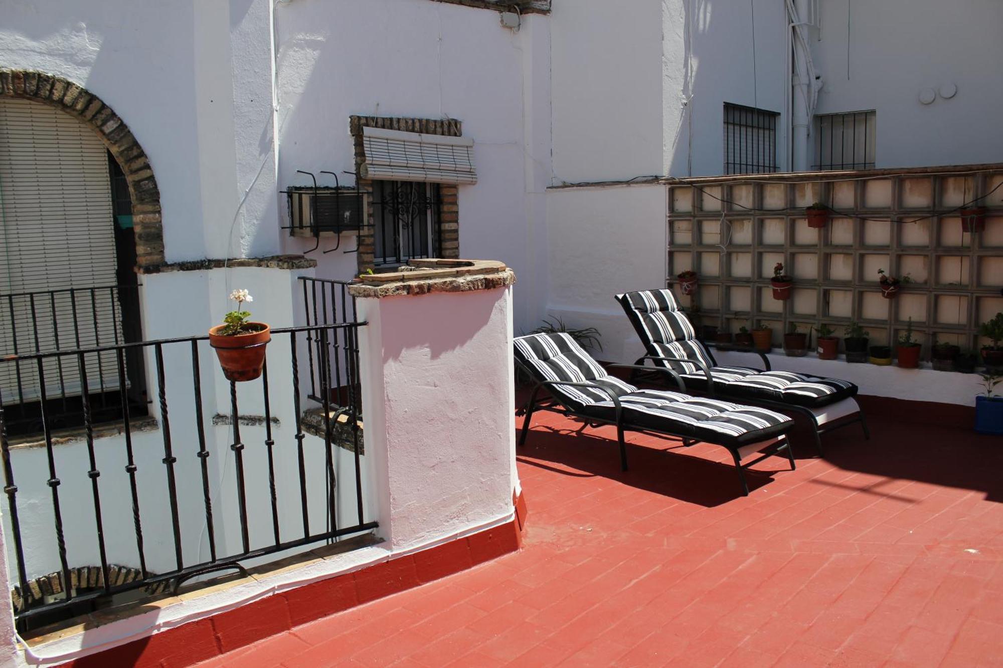 Pension La Montorena Севилья Экстерьер фото