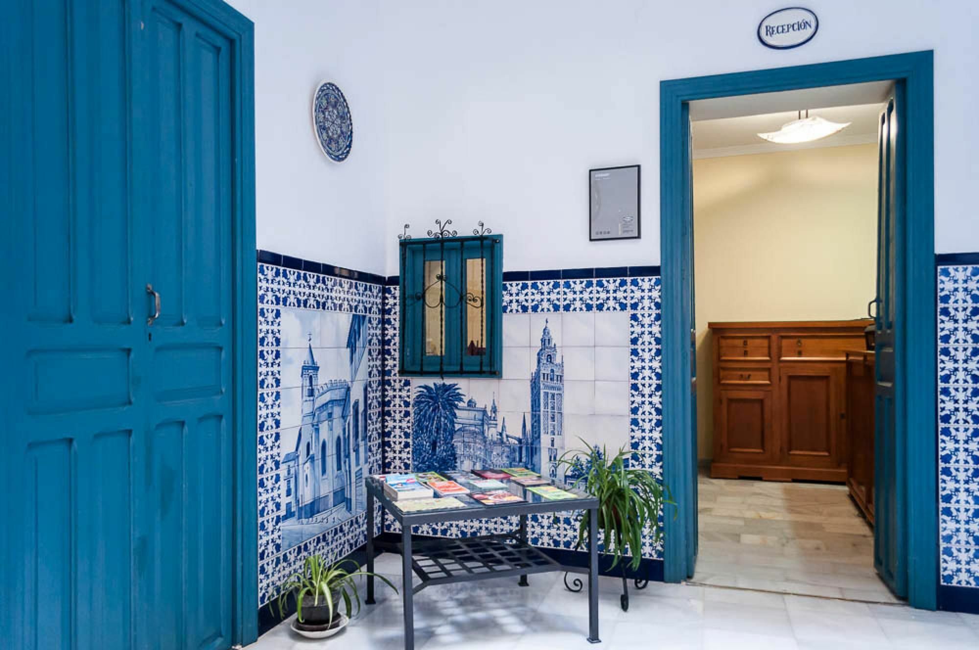 Pension La Montorena Севилья Экстерьер фото