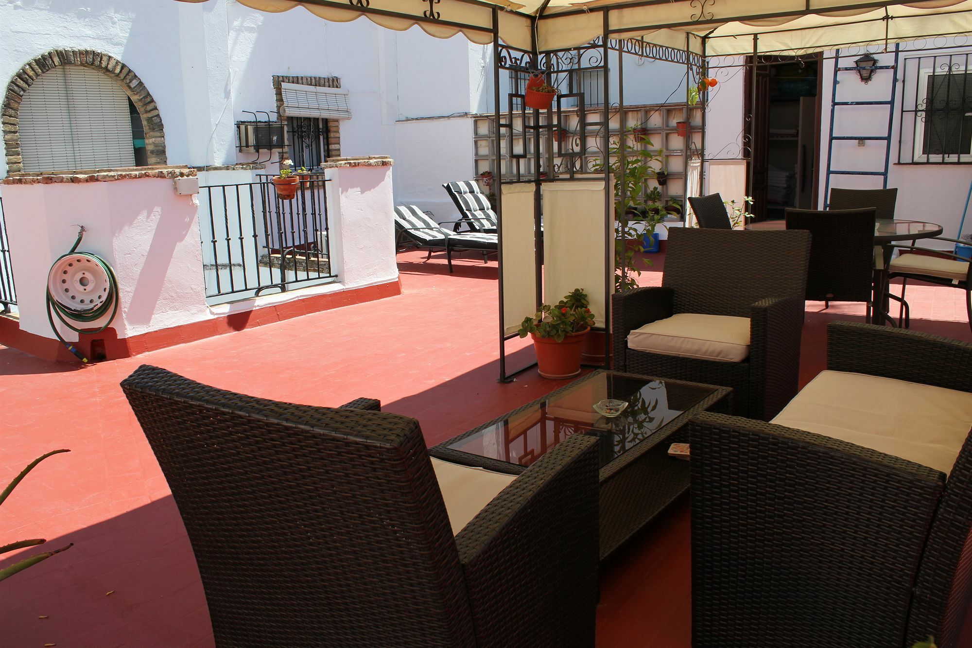Pension La Montorena Севилья Экстерьер фото